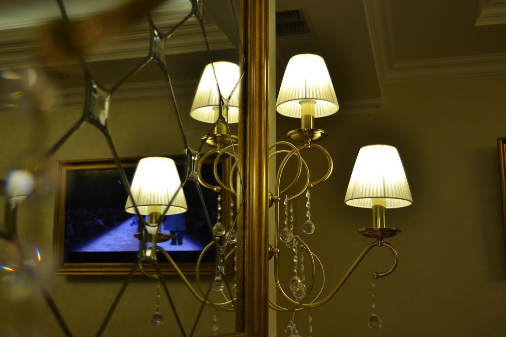 Argo Hotel Lviv Exterior photo