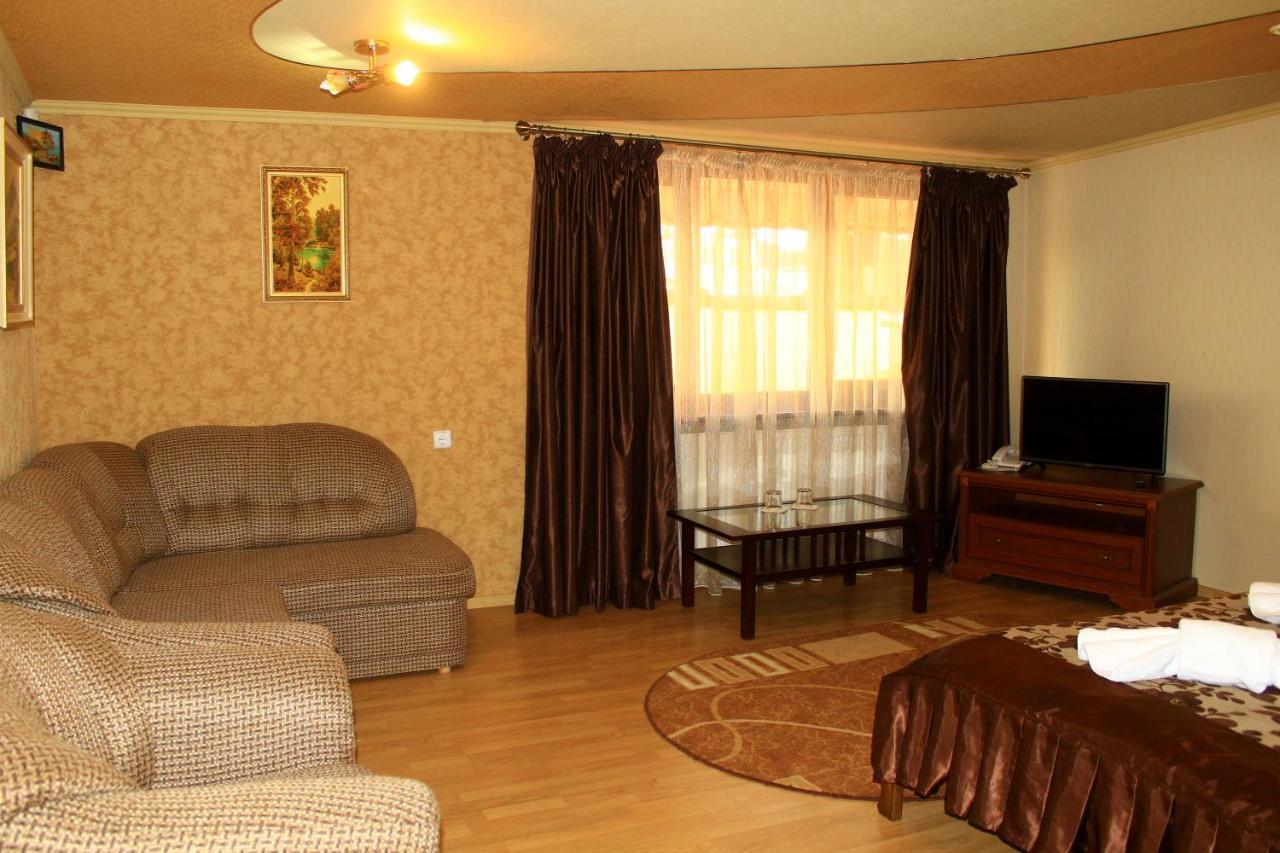 Argo Hotel Lviv Exterior photo