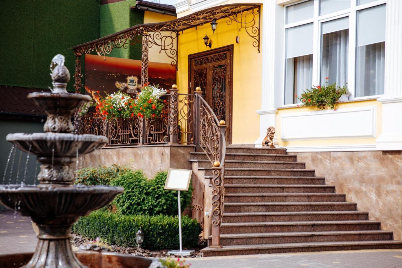 Argo Hotel Lviv Exterior photo