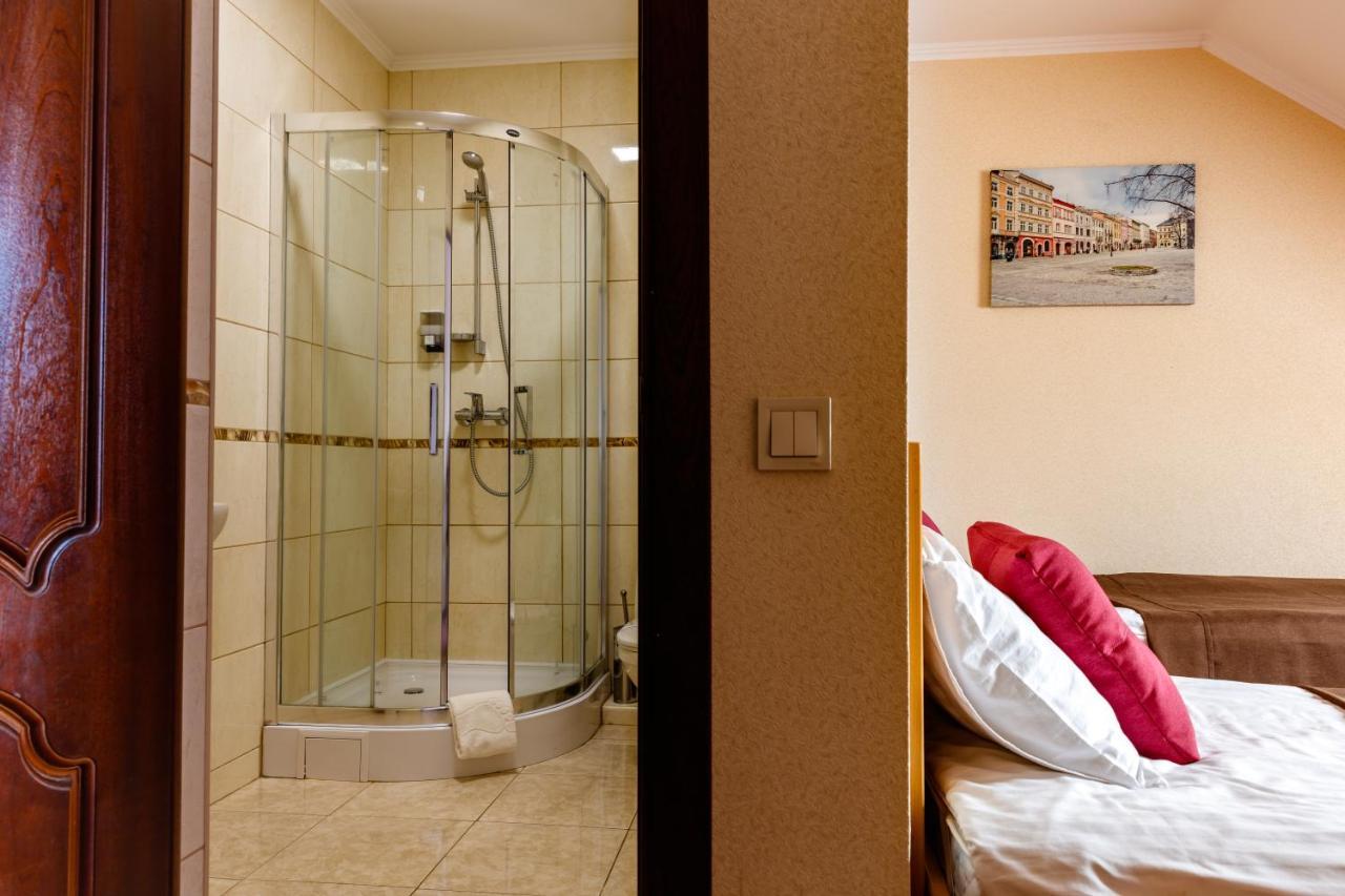 Argo Hotel Lviv Exterior photo